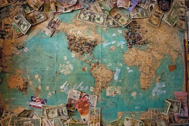 お金と世界
