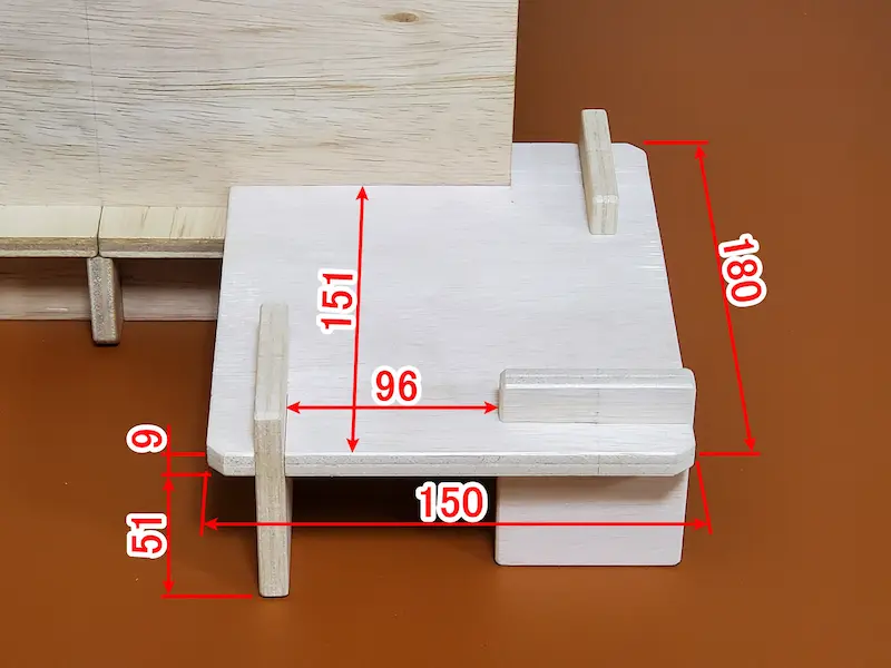 使用サイズを表記した側面