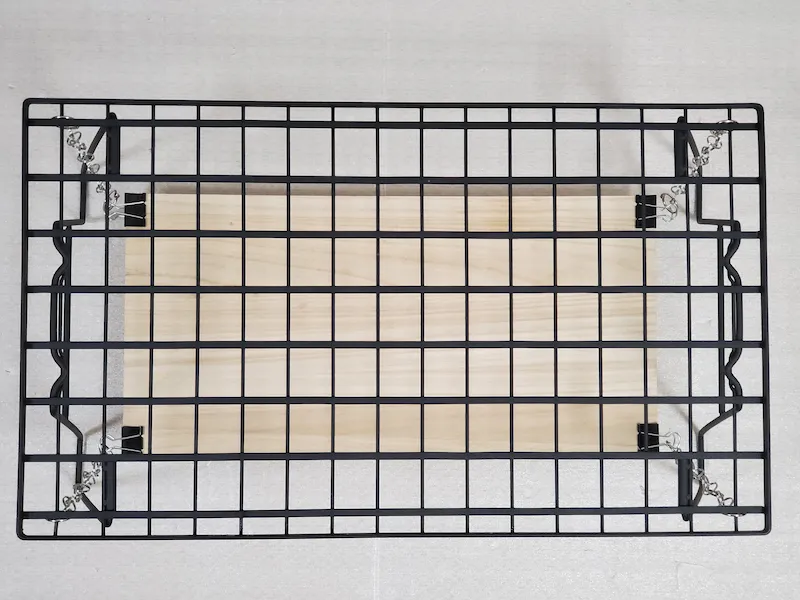 長方形のクリップ式吊り下げ棚